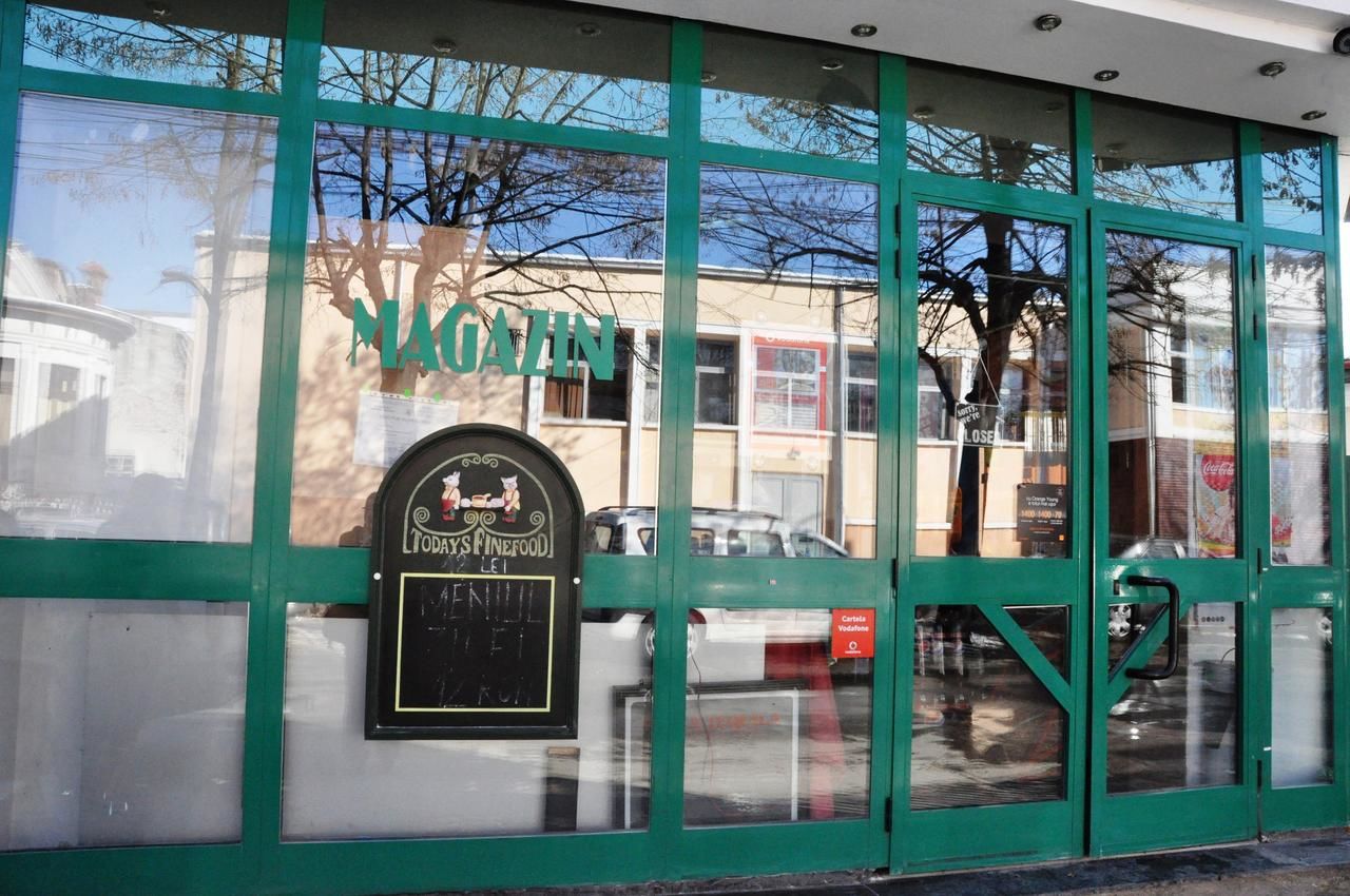 Отель Hotel Metropol Питешти-8