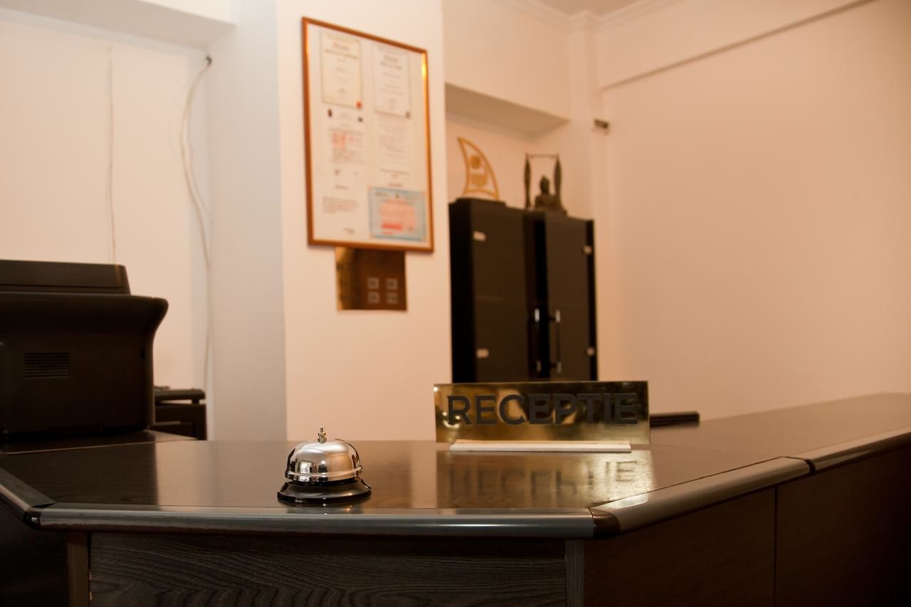 Отель Hotel Metropol Питешти-10
